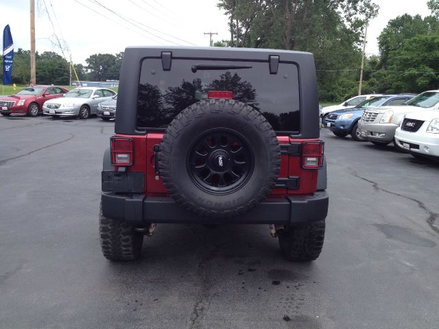 Jeep Wrangler 2011 photo 1