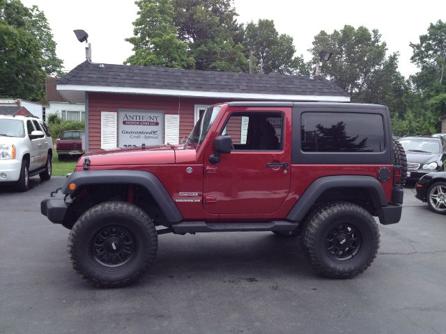 Jeep Wrangler 2011 photo 3