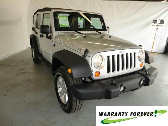 Jeep Wrangler 2011 photo 3