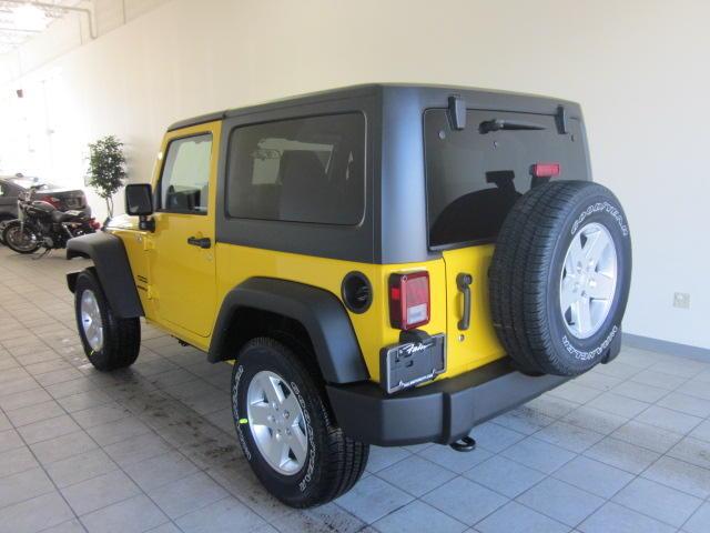 Jeep Wrangler 2011 photo 2