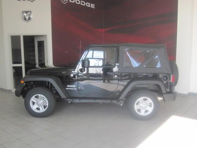 Jeep Wrangler 2011 photo 1