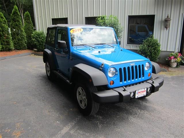 Jeep Wrangler 2011 photo 2