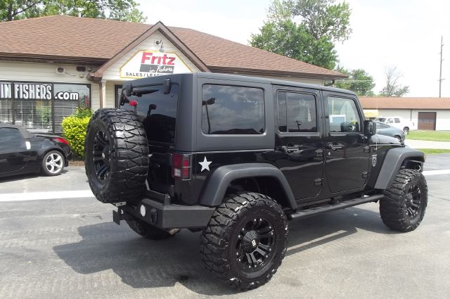 Jeep Wrangler 2011 photo 24