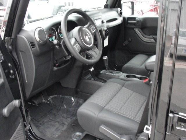 Jeep Wrangler 2011 photo 4