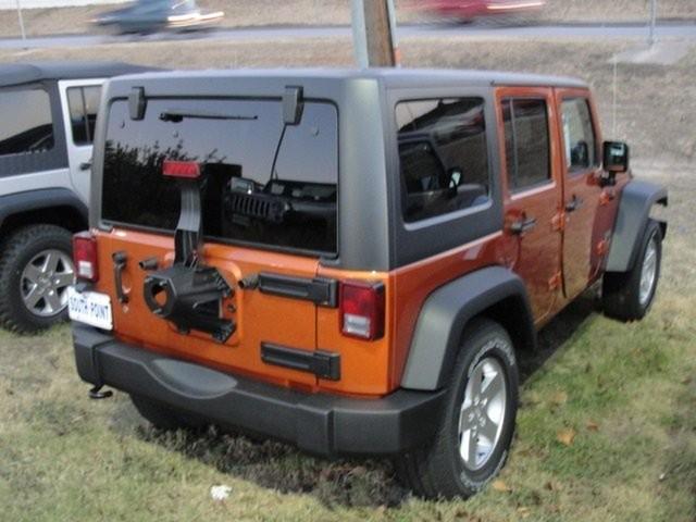 Jeep Wrangler 2011 photo 1