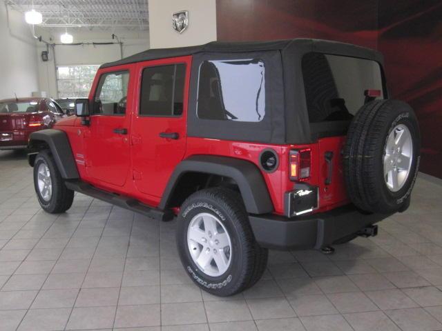 Jeep Wrangler 2011 photo 2