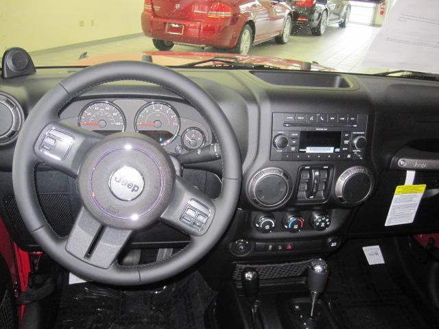 Jeep Wrangler 2011 photo 5