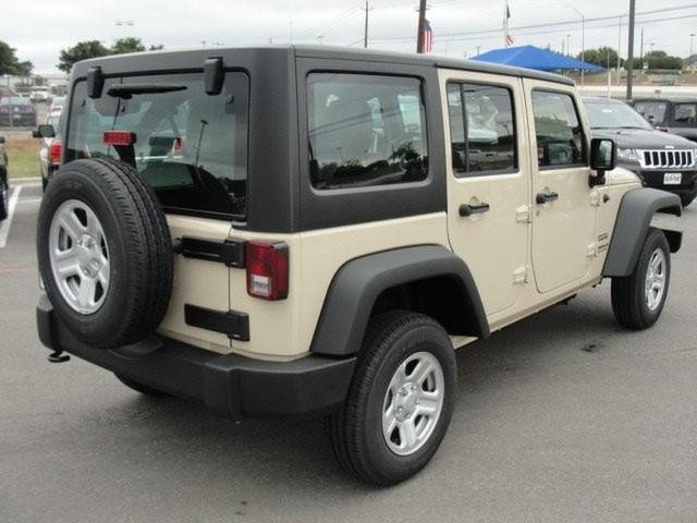 Jeep Wrangler 2011 photo 1