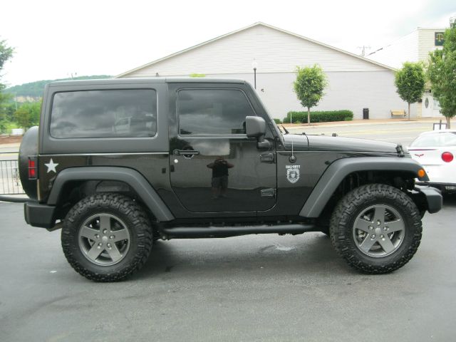 Jeep Wrangler 2011 photo 25