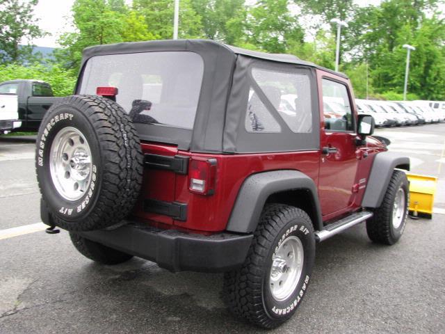 Jeep Wrangler 2011 photo 23