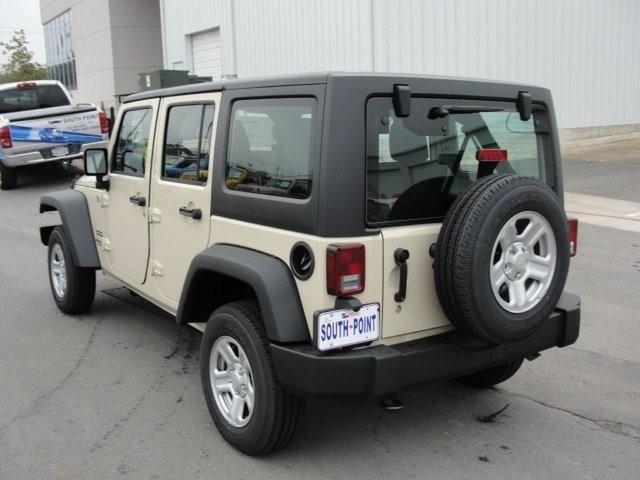 Jeep Wrangler 2011 photo 4