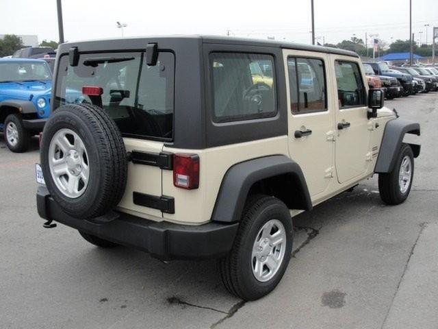 Jeep Wrangler 2011 photo 3