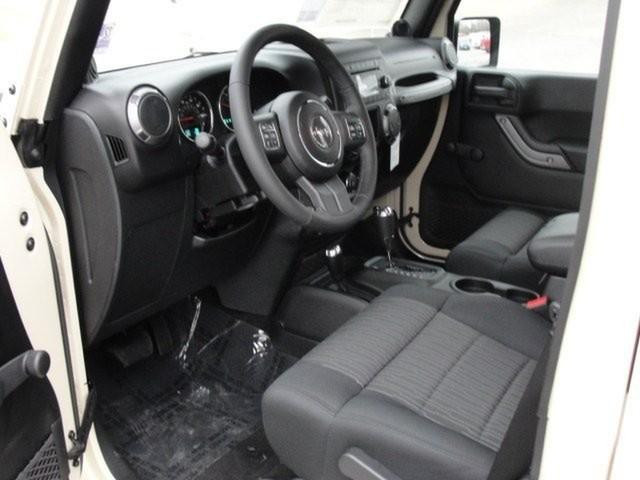 Jeep Wrangler 2011 photo 5