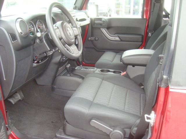 Jeep Wrangler 2011 photo 4