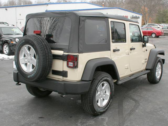 Jeep Wrangler 2011 photo 5