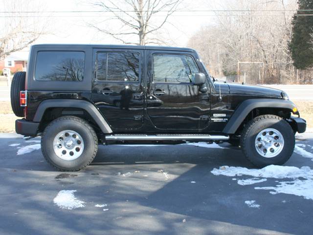 Jeep Wrangler 2011 photo 2