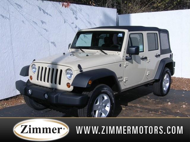 Jeep Wrangler 2011 photo 2