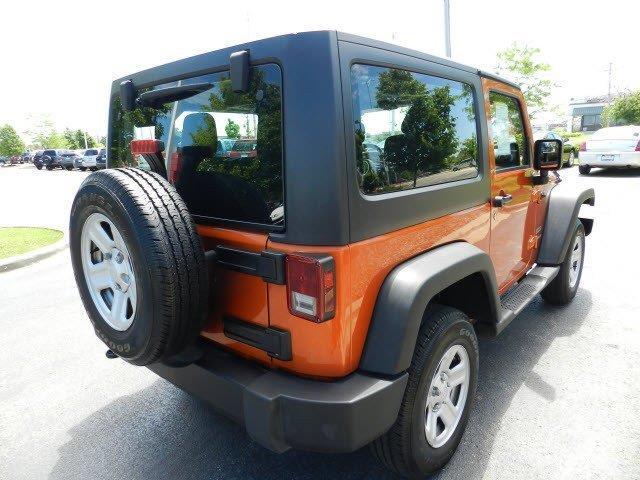 Jeep Wrangler 2011 photo 1