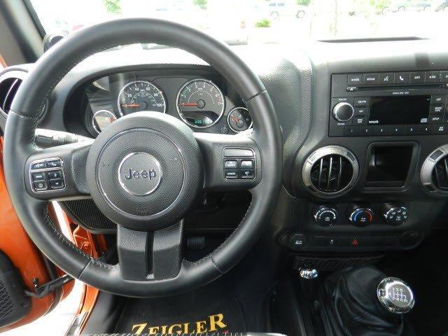 Jeep Wrangler 2011 photo 19