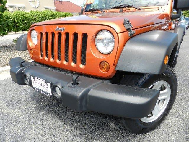 Jeep Wrangler 2011 photo 2