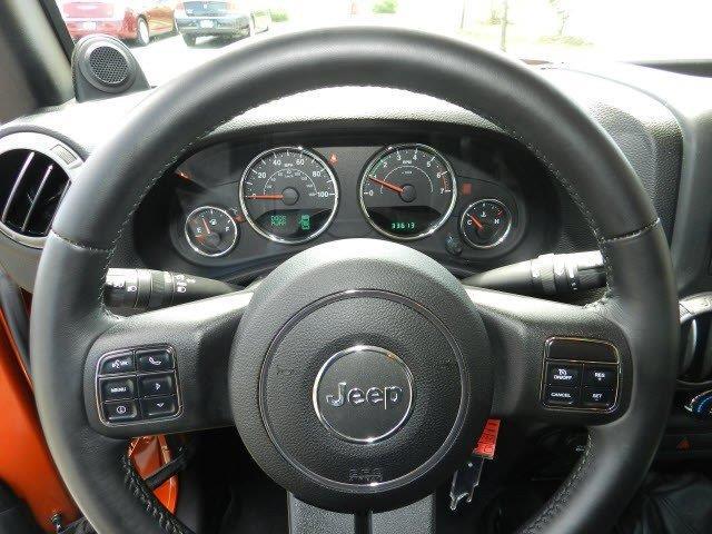 Jeep Wrangler 2011 photo 9