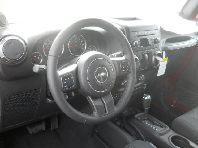 Jeep Wrangler 2011 photo 5