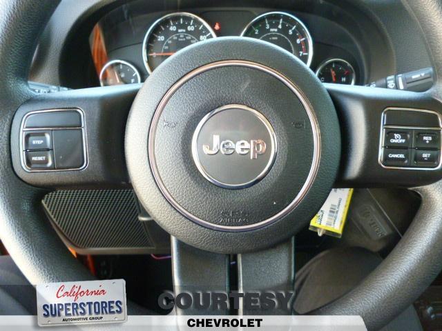 Jeep Wrangler 2011 photo 15