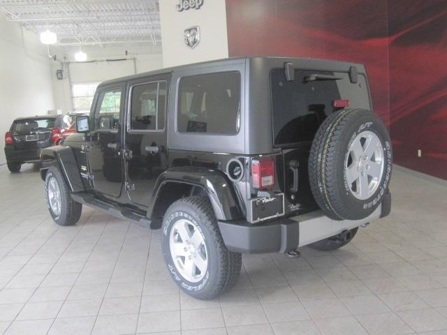 Jeep Wrangler 2011 photo 2