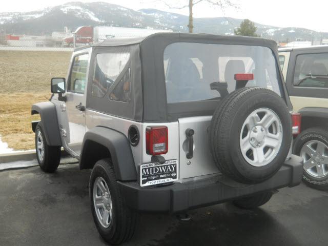 Jeep Wrangler 2011 photo 2