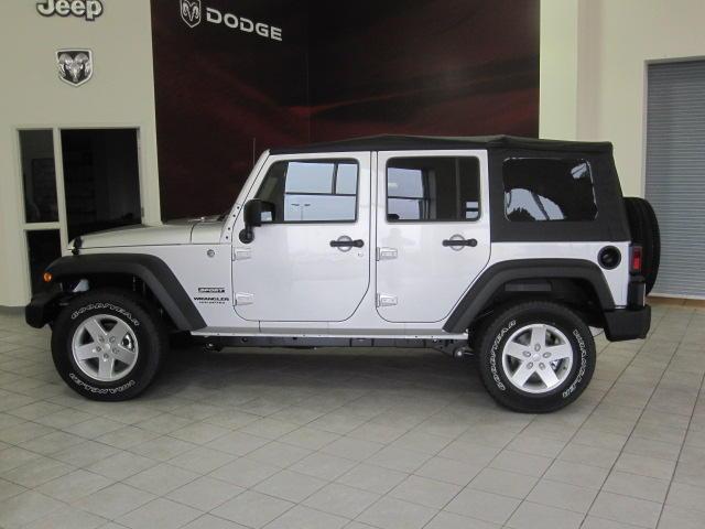 Jeep Wrangler 2011 photo 1