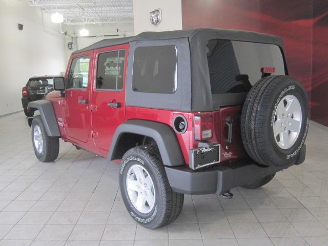 Jeep Wrangler 2011 photo 2