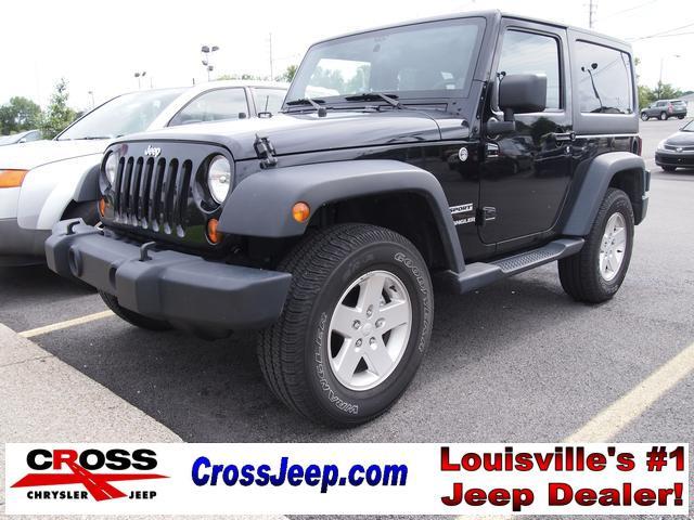 Jeep Wrangler 2011 photo 2