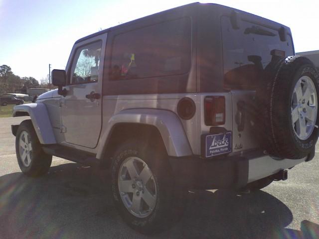 Jeep Wrangler 2011 photo 1