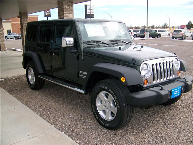 Jeep Wrangler 2011 photo 2