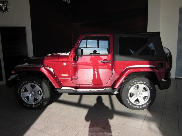 Jeep Wrangler 2011 photo 1