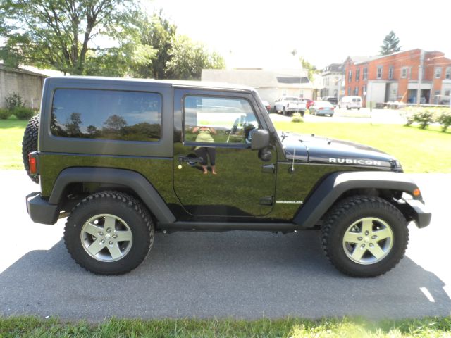 Jeep Wrangler 2011 photo 1