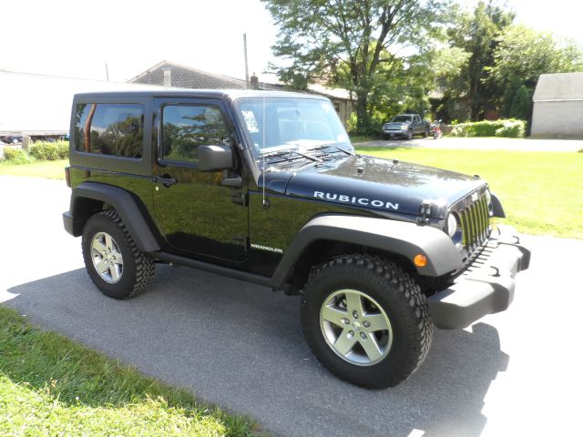 Jeep Wrangler 2011 photo 2