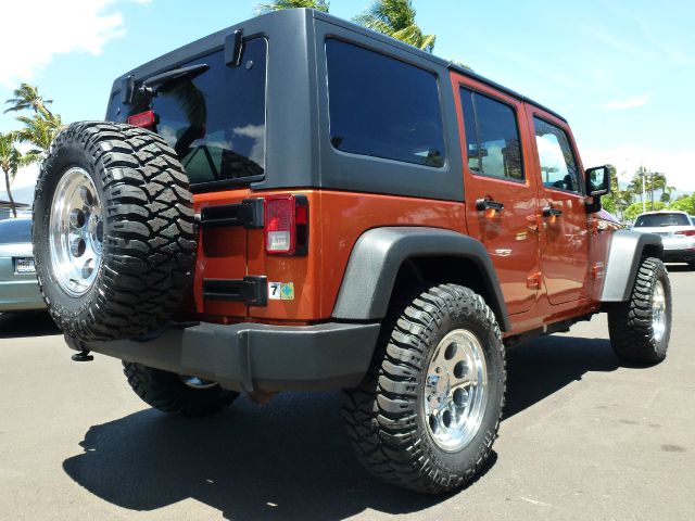 Jeep Wrangler 2011 photo 1