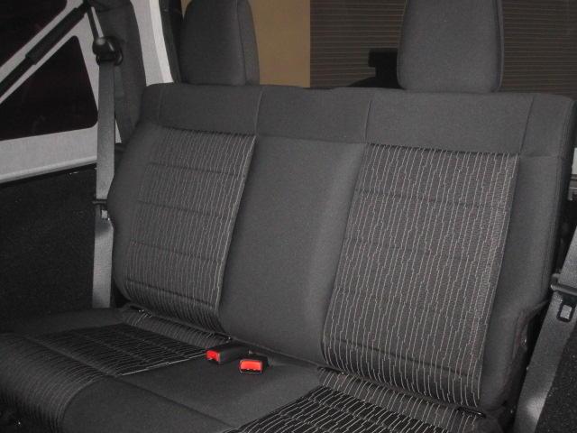 Jeep Wrangler 2011 photo 4