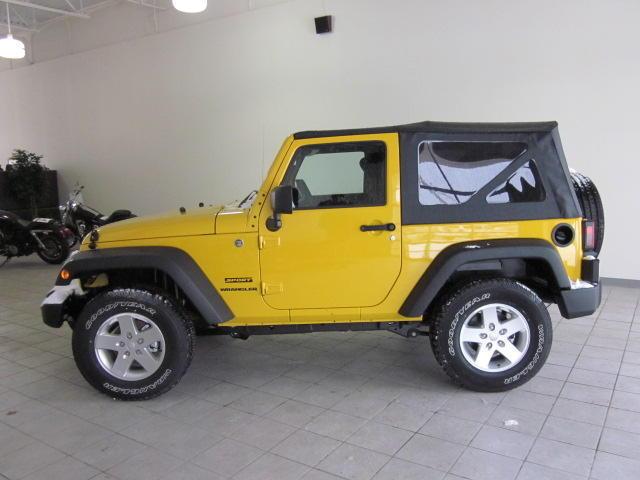 Jeep Wrangler 2011 photo 1