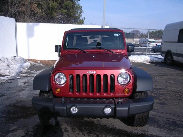 Jeep Wrangler 2011 photo 4