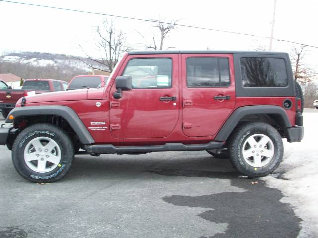 Jeep Wrangler 2011 photo 2