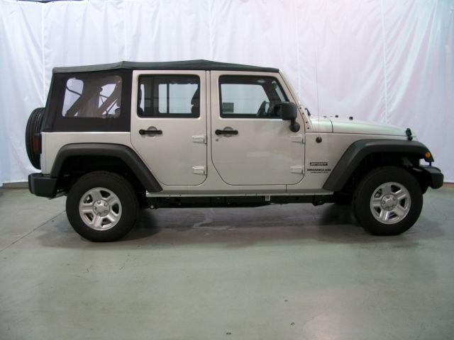 Jeep Wrangler 2011 photo 2