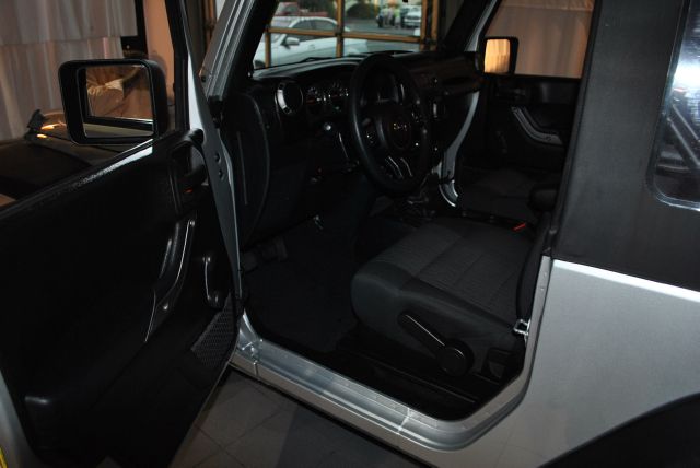 Jeep Wrangler 2011 photo 8