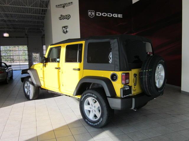 Jeep Wrangler 2011 photo 2