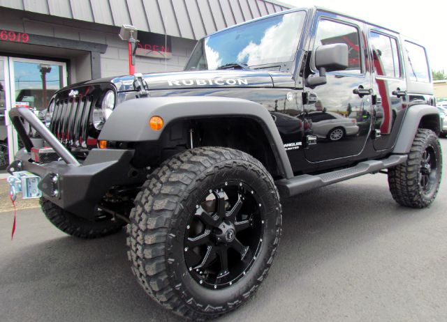 Jeep Wrangler X-cab Sport SUV