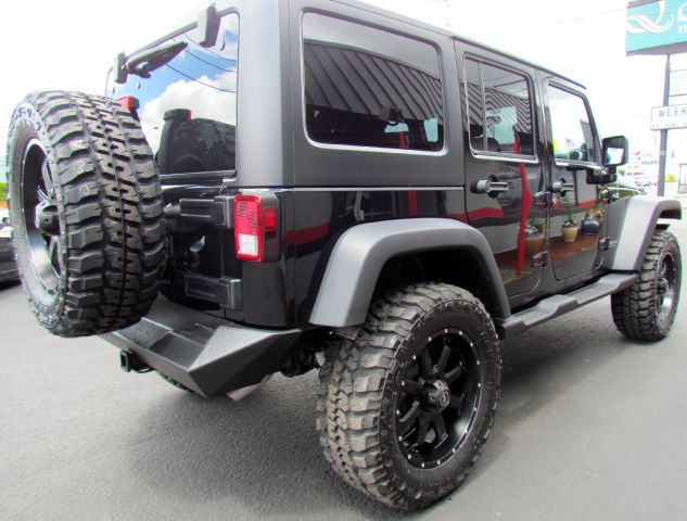 Jeep Wrangler 2011 photo 2