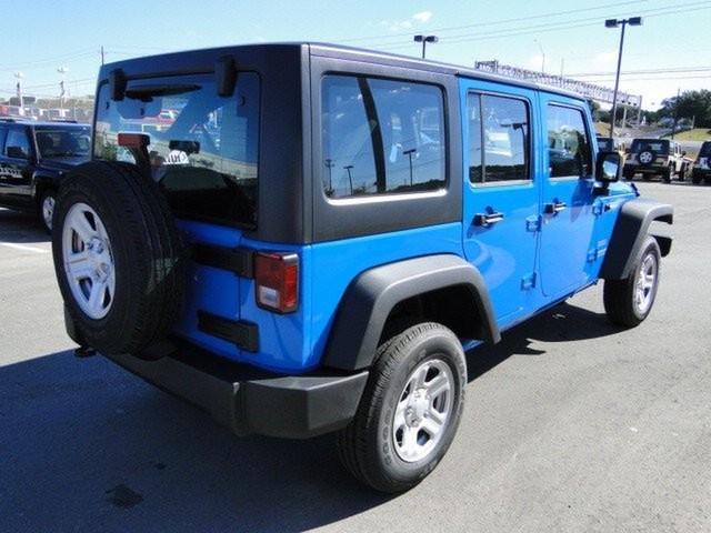 Jeep Wrangler 2011 photo 1