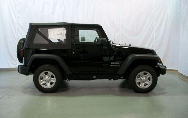 Jeep Wrangler 2011 photo 2