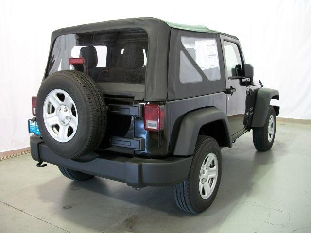 Jeep Wrangler 2011 photo 3